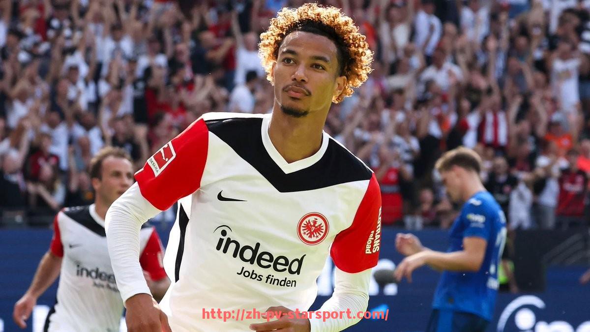 星空体育app-英超球衣上的臂章数量及其代表意义解析